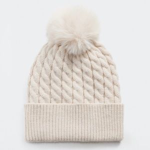 NWT Mango Knitted Braided Hat